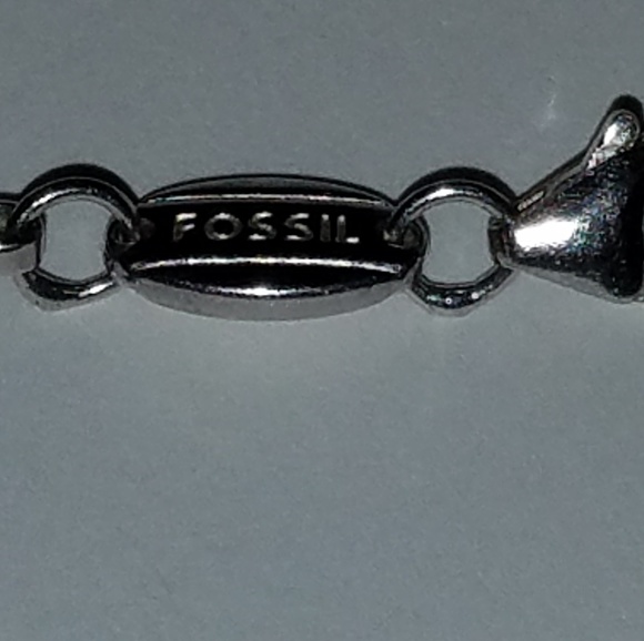 Sterling silver Fossil Pendant and necklace - Picture 2 of 5